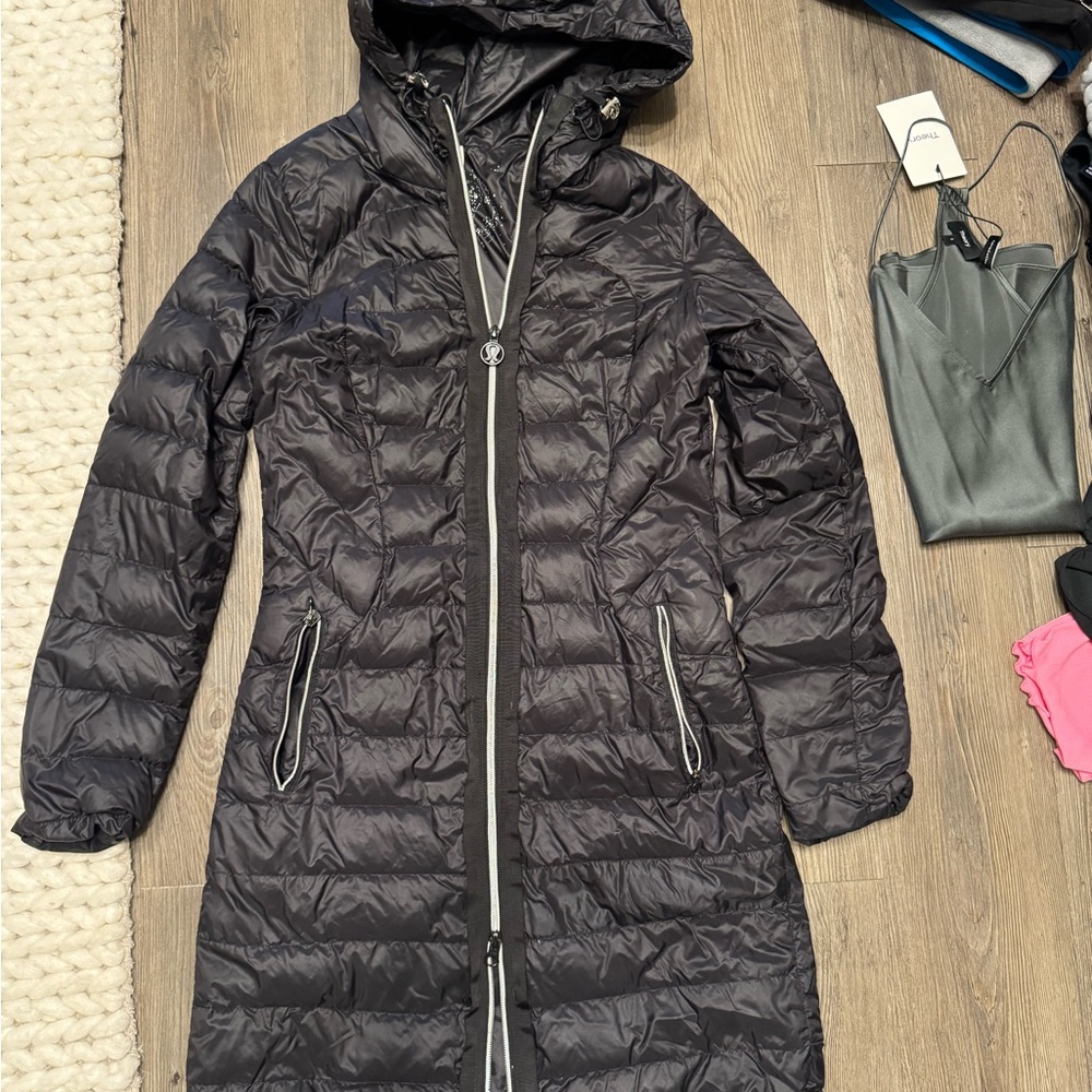 Lululemon Down parka jacket. Size 4